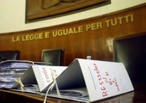 TRIBUNALE LEGGE